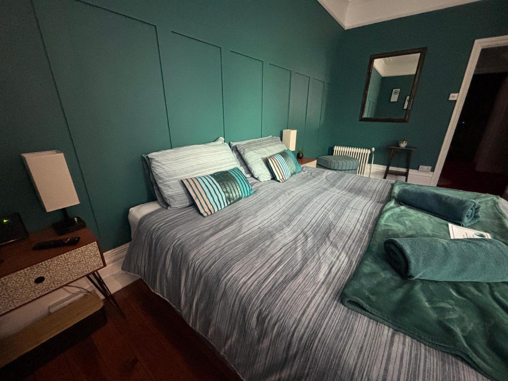 Silverdale Holiday Apartments Eastbourne Room photo